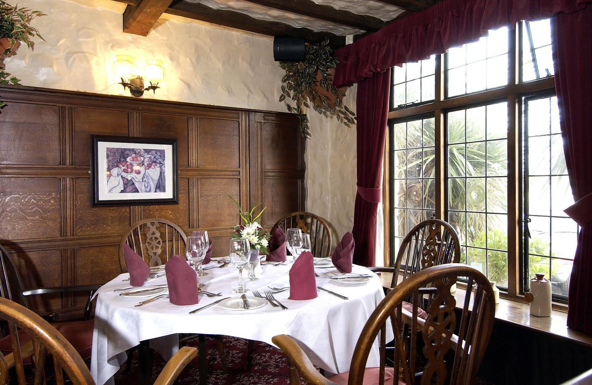 The Horseshoe Inn – RelaxInnz Herstmonceux Exterior foto